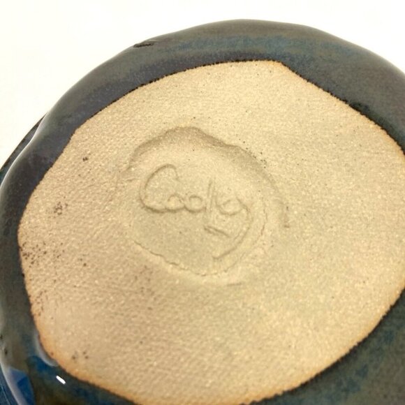 Art Pottery Dish Cat in Bathtub Pool Hot Tub Whimsical Signed Cooley - Picture 7 of 7